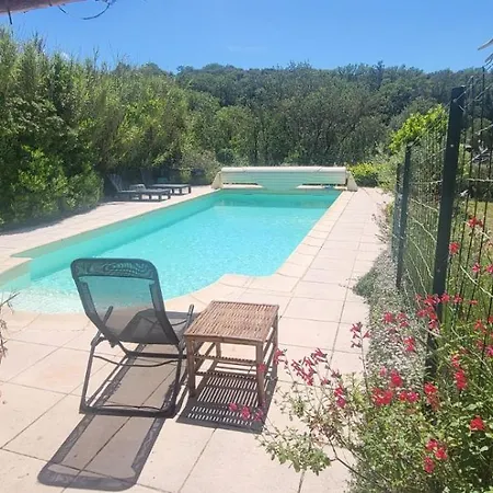 Apartment Le Chant Du Cedre